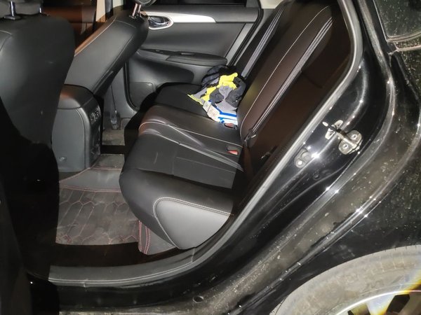 Nissan Sylphy 2024, 9500 км, за 7908 USD - фото 18