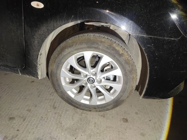 Nissan Sylphy 2024, 9500 км, за 7908 USD - фото 8
