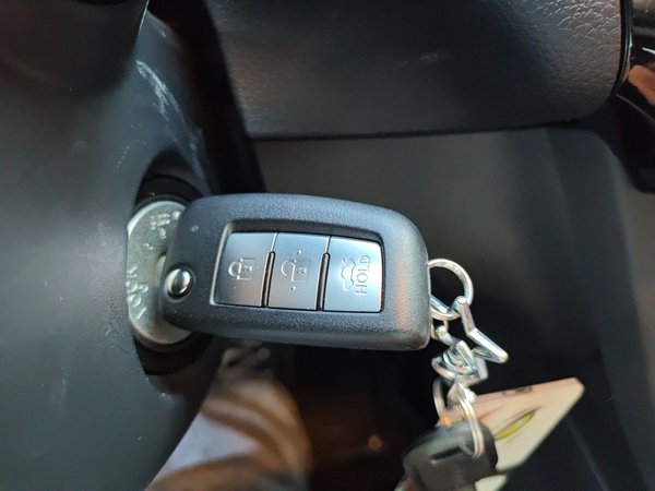 Nissan Sylphy 2024, 3100 км, за 8976 USD - фото 9