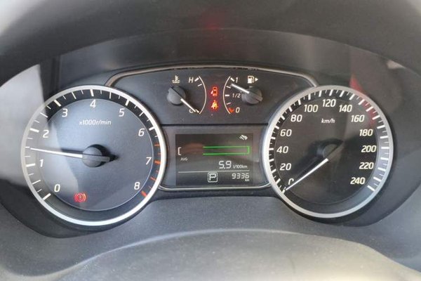 Nissan Sylphy 2024, 9300 км, за 8683 USD - фото 11