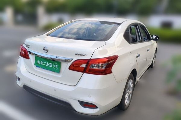 Nissan Sylphy 2024, 9300 км, за 8683 USD - фото 6