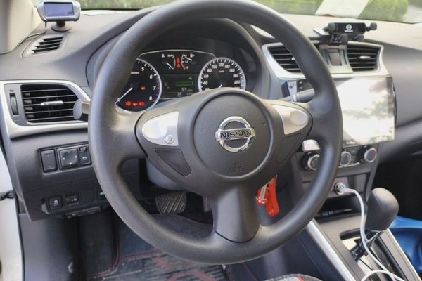 Nissan Sylphy 2024, 9300 км, за 8683 USD - фото 10