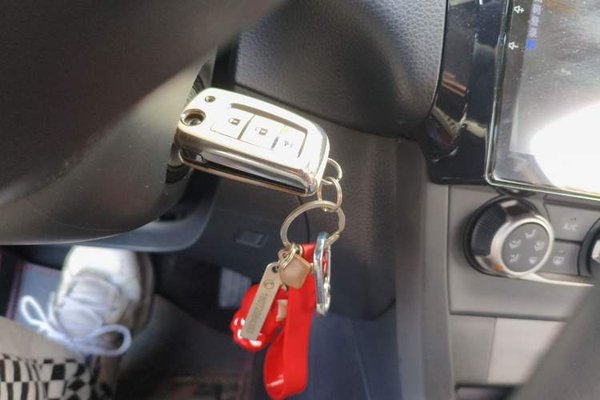 Nissan Sylphy 2024, 9300 км, за 8683 USD - фото 20