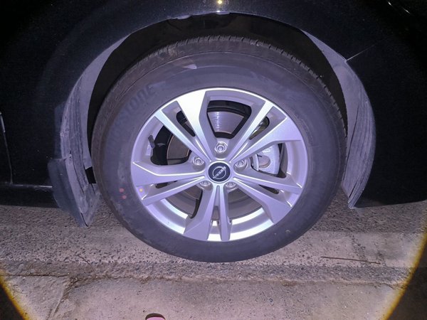 Nissan Sylphy 2025, 11700 км, за 11347 USD - фото 8