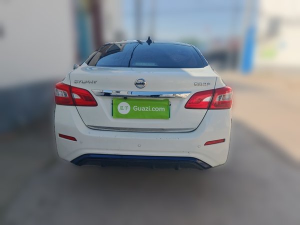 Nissan Sylphy EV 2018, 110600 км, за 6392 USD