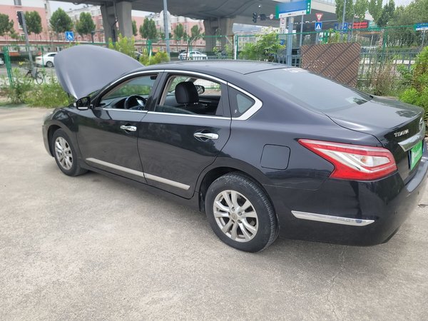 Nissan Teana 2013, 136700 км, за 5573 USD