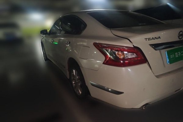 Nissan Teana 2013, 61400 км, за 8105 USD