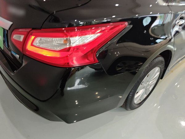 Nissan Teana 2016, 78900 км, за 10972 USD