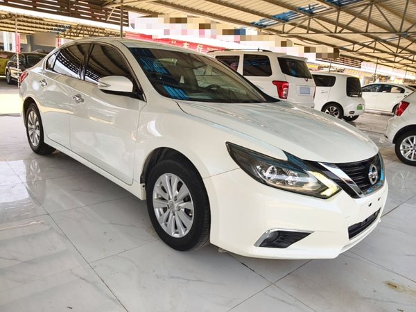 Nissan Teana 2016, 128600 км, за 8673 USD