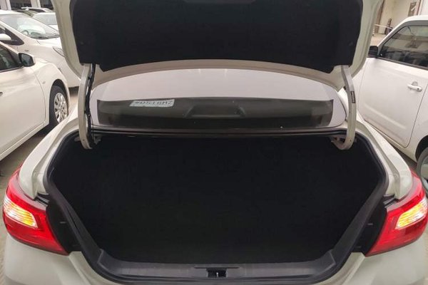 Nissan Teana 2016, 61200 км, за 11134 USD