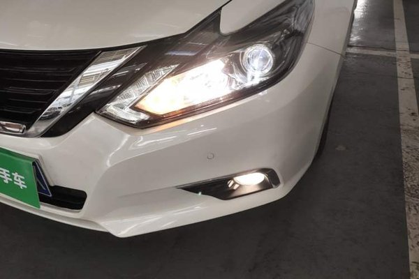 Nissan Teana 2018, 82800 км, за 9438 USD - фото 9