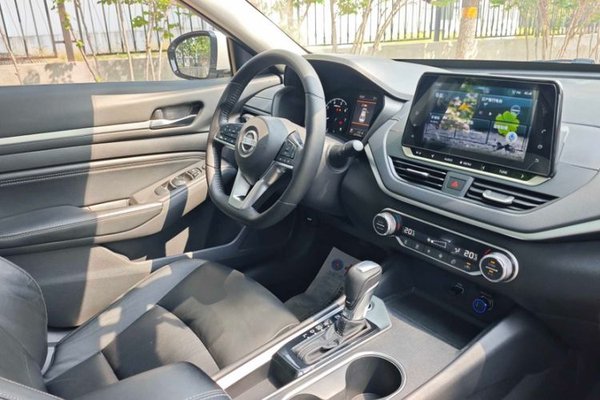 Nissan Teana 2020, 107600 км, за 13154 USD