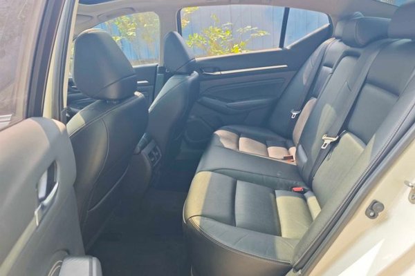 Nissan Teana 2020, 107600 км, за 13154 USD - фото 24