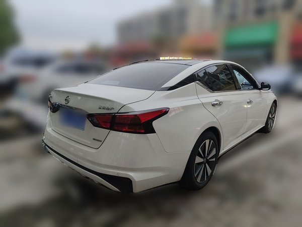 Nissan Teana 2020, 92700 км, за 10762 USD - фото 6