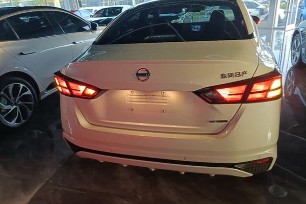Nissan Teana 2021, 57800 км, за 15078 USD