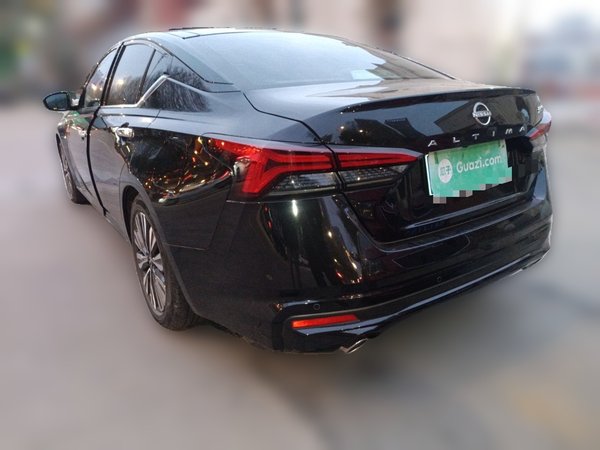 Nissan Teana 2022, 53000 км, за 15179 USD