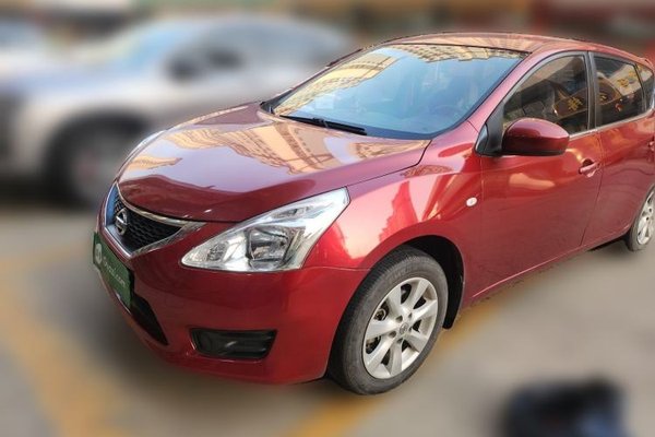 Nissan Tiida · 2014 год
