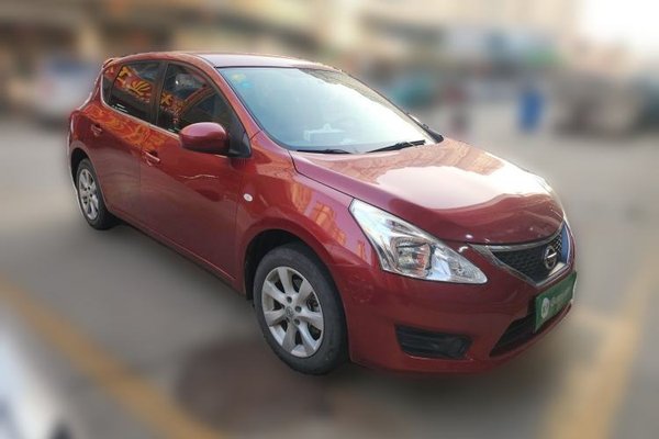 Nissan Tiida 2014, 135000 км, за 4291 USD