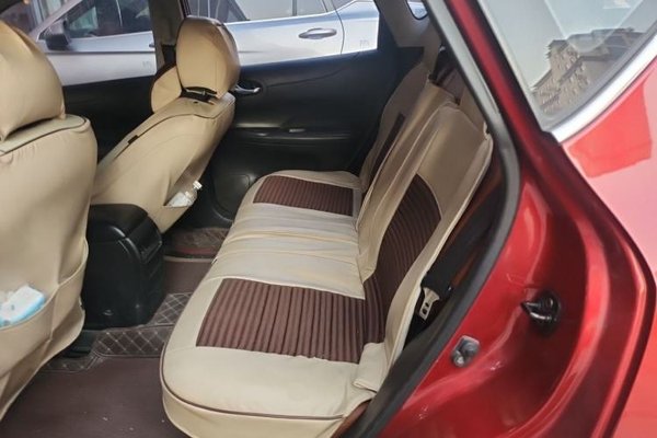 Nissan Tiida 2014, 135000 км, за 4291 USD - фото 19