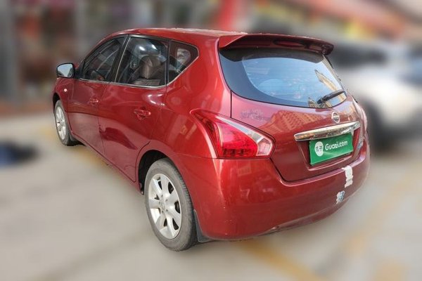 Nissan Tiida 2014, 135000 км, за 4291 USD