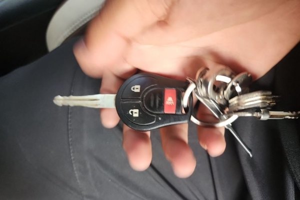 Nissan Tiida 2014, 135000 км, за 4291 USD - фото 10