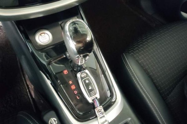 Nissan Tiida 2016, 108800 км, за 7016 USD - фото 16