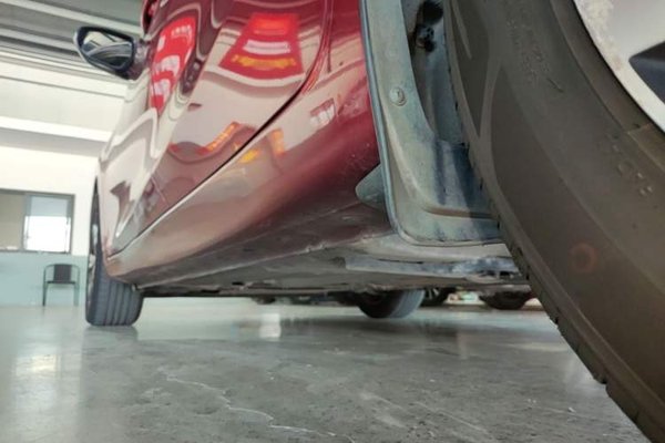 Nissan Tiida 2016, 108800 км, за 7016 USD - фото 25