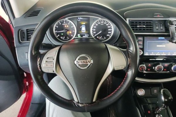 Nissan Tiida 2016, 108800 км, за 7016 USD - фото 13