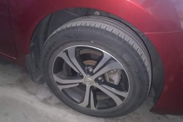 Nissan Tiida 2016, 20400 км, за 6815 USD - фото 8