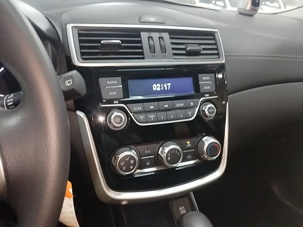 Nissan Tiida 2016, 81100 км, за 7128 USD - фото 16