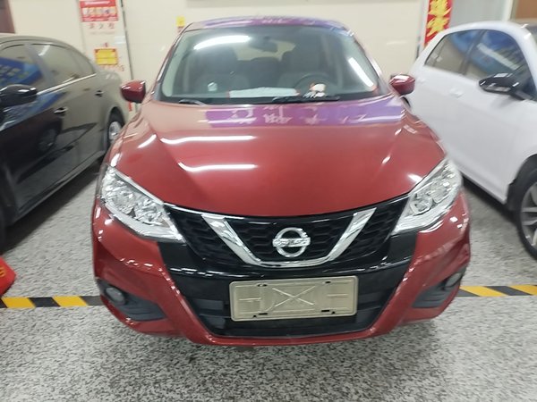 Nissan Tiida 2016, 81100 км, за 7128 USD