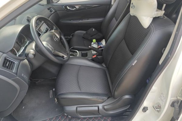 Nissan Tiida 2016, 98100 км, за 7017 USD