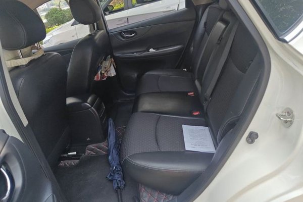 Nissan Tiida 2016, 98100 км, за 7017 USD - фото 7