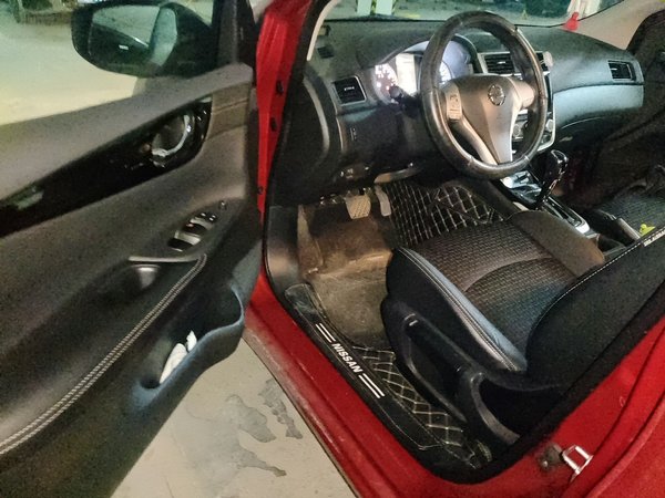 Nissan Tiida 2019, 23500 км, за 8110 USD - фото 17