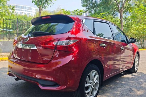 Nissan Tiida 2021, 33600 км, за 11680 USD