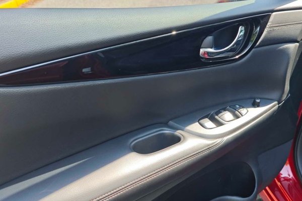 Nissan Tiida 2021, 33600 км, за 11680 USD - фото 24