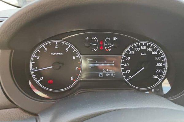 Nissan Tiida 2021, 54200 км, за 9281 USD - фото 15
