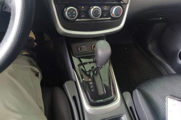 Nissan Tiida 2024, 15600 км, за 11210 USD - фото 16