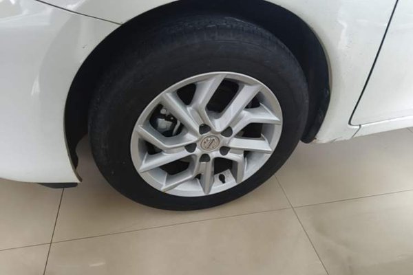 Nissan Tiida 2024, 15600 км, за 11210 USD - фото 10