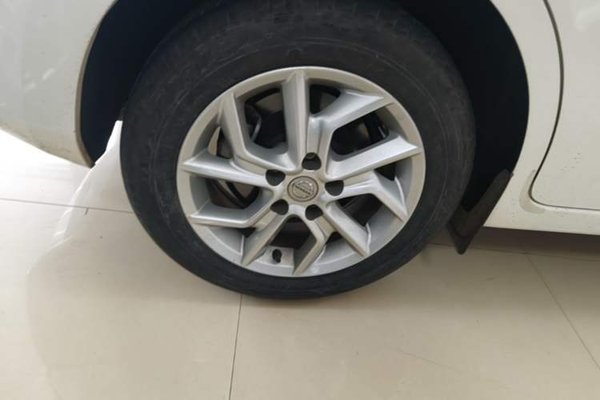 Nissan Tiida 2024, 15600 км, за 11210 USD - фото 11