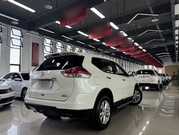 Nissan X-Trail 2014, 33600 км, за 11821 USD - фото 6