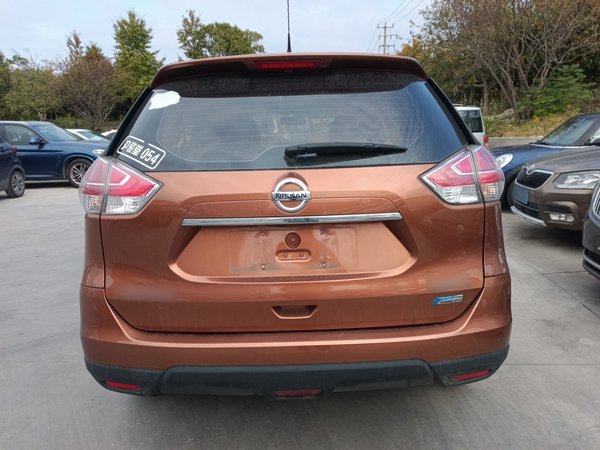 Nissan X-Trail 2014, 178100 км, за 7615 USD