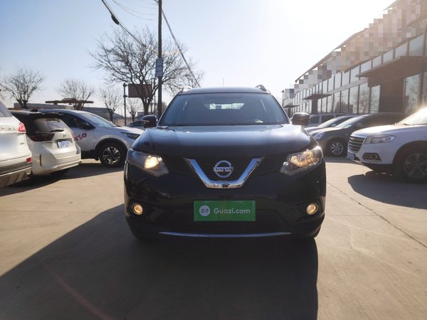 Nissan X-Trail 2014 2.5L CVT Luxury Edition 4WD, 2014 года