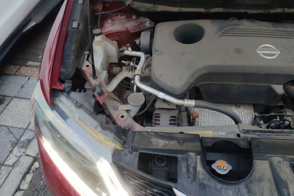 Nissan X-Trail 2014, 103800 км, за 6207 USD - фото 11