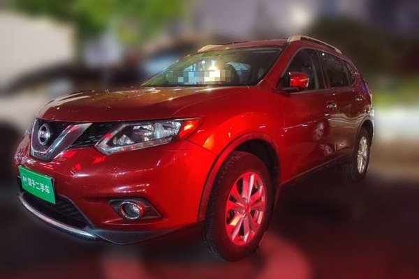 Nissan X-Trail · 2014 год