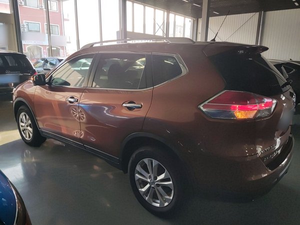 Nissan X-Trail 2014, 138900 км, за 8681 USD