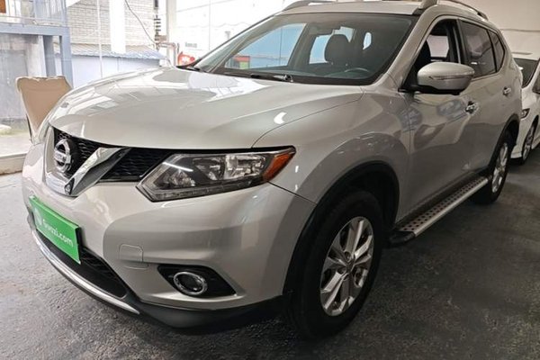 Nissan X-Trail · 2015 год