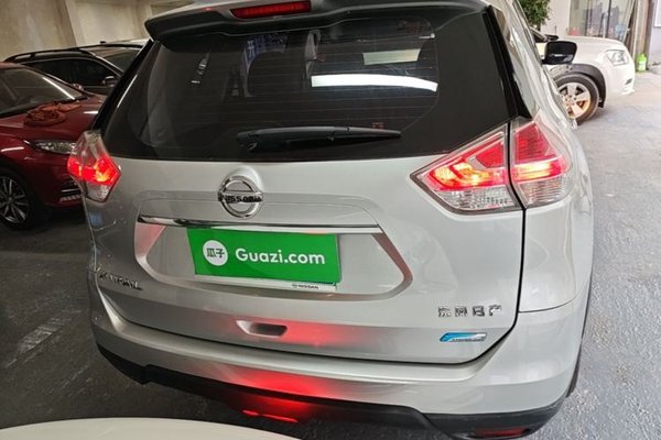Nissan X-Trail 2015, 112400 км, за 7722 USD - фото 18
