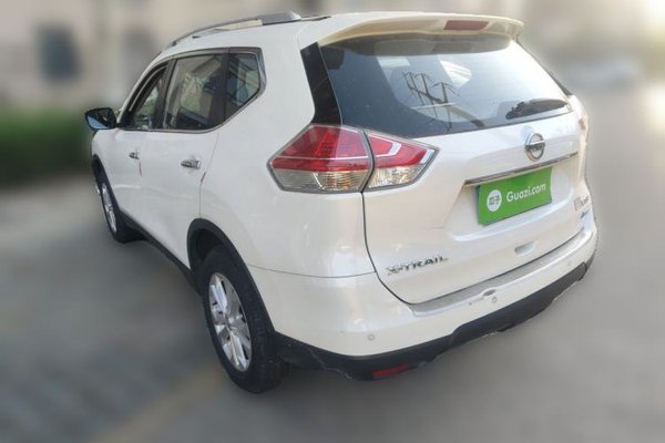 Nissan X-Trail 2015, 106600 км, за 7740 USD