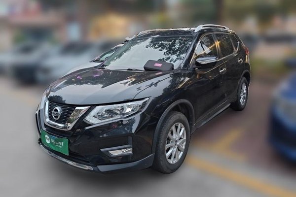 Nissan X-Trail · 2017 год